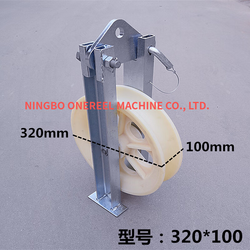 Large Conductor Stringing Blocks (4)