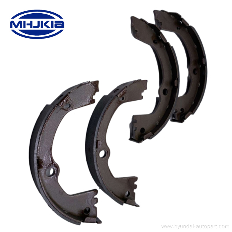 Rear Brake Shoes 58305-2WA00 For Kia Sorento