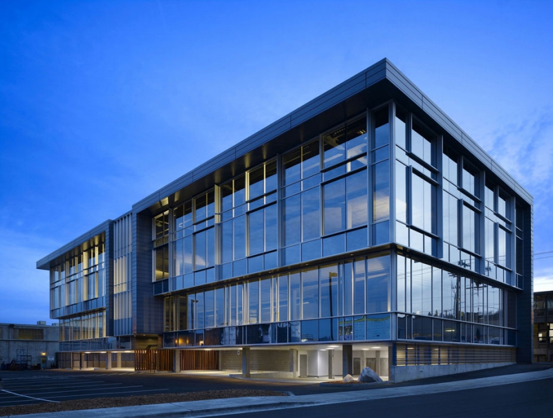 Low-E coated laminated glass