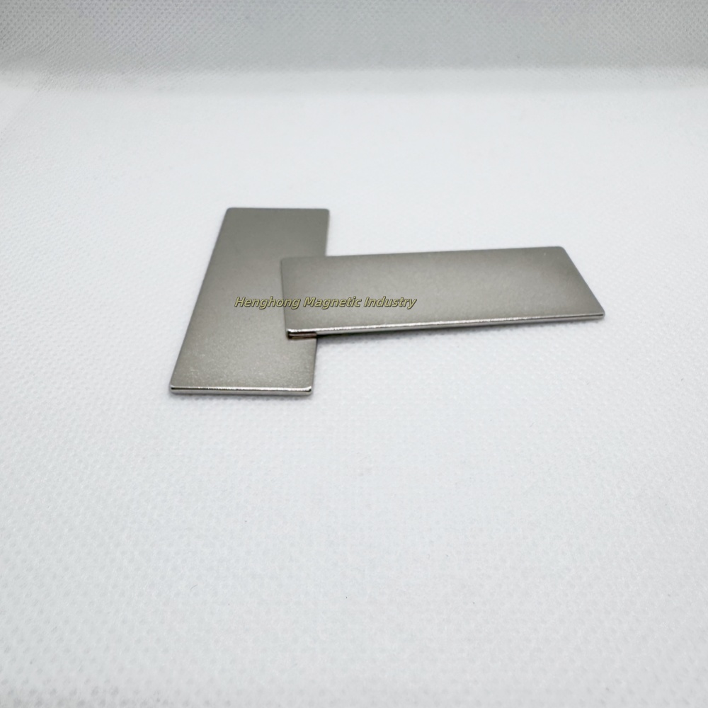 N52 N52 Acciaio magnetico a boro in ferro neodimio