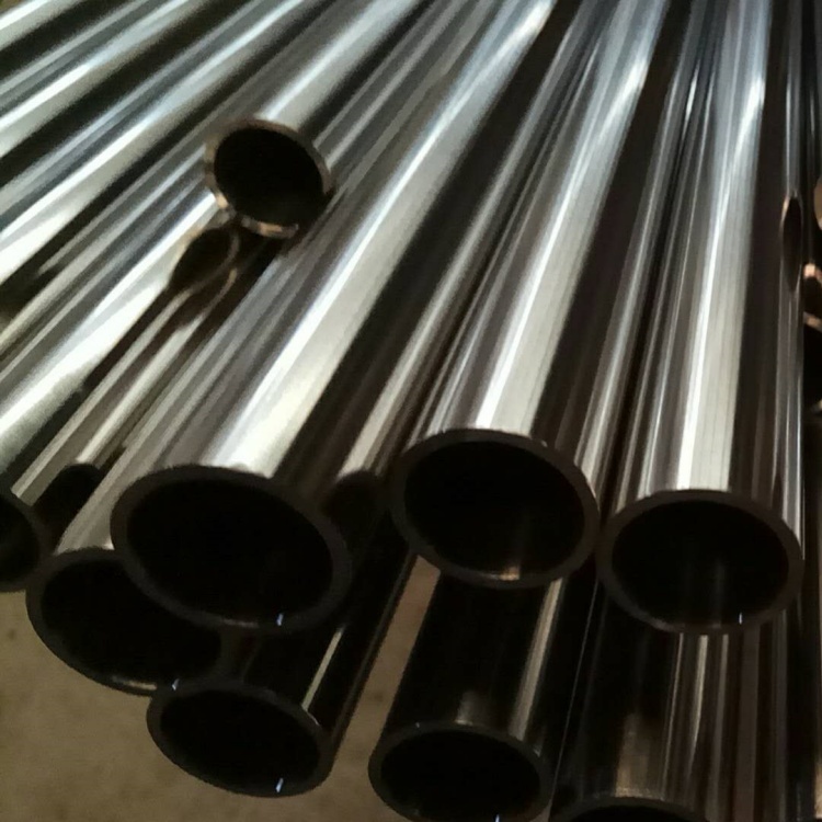 Stainless steel welded pipe