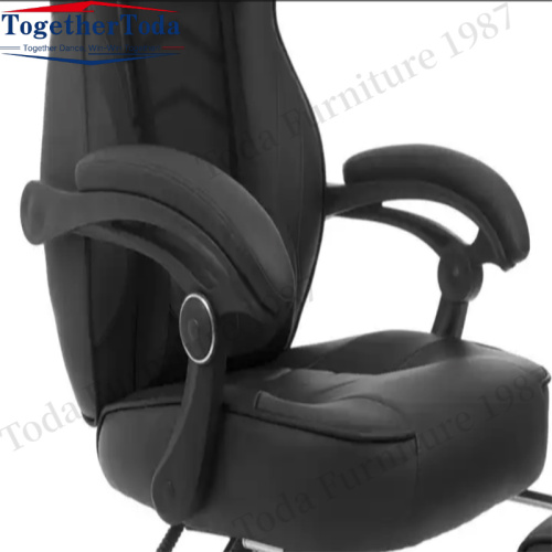Esports chair that can be massaged with footboards