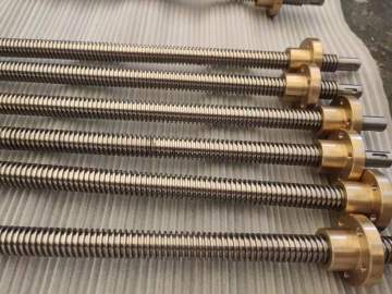 Trapezoidal Lead Screw With Brass Nut