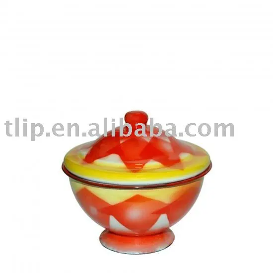 FOOTED BOWL WITH COVER