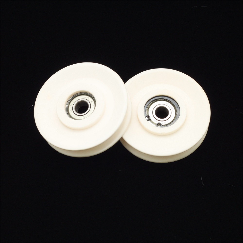 Alumina ceramic thread rollers for textile machinery