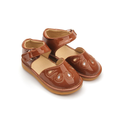 Squeaky Shoes 어린이를 위한 멋진 여름 신발