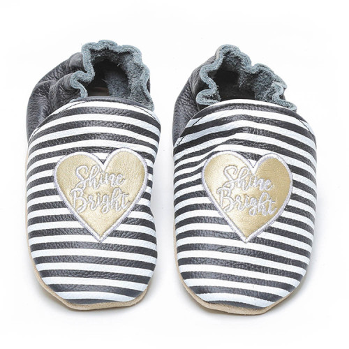 Nyfødte hjerte print baby bløde læder sko