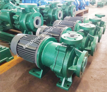 Fluoroplastic magnetic chemical pump