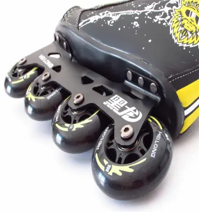 ROLLER HOCKEY SKATES