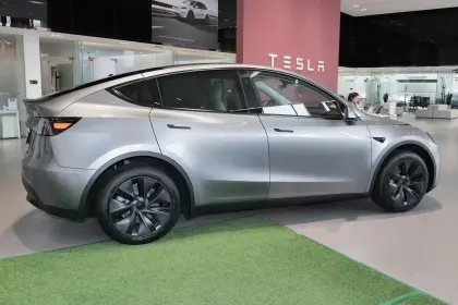 2024 Tesla Model Y Pure Electric SUV - High Speed New Energy Vehicle