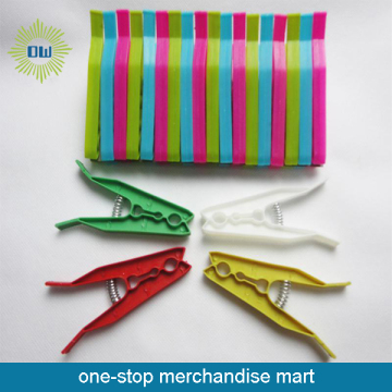 Promotional Plastic Clothes Peg with High Quality