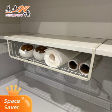 Support à casseroles de cuisine spacieux peint en gris