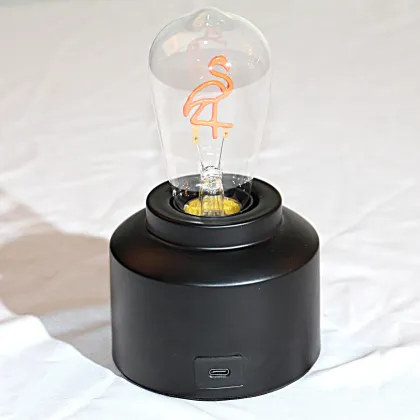 Soft eye protection charging table lamps