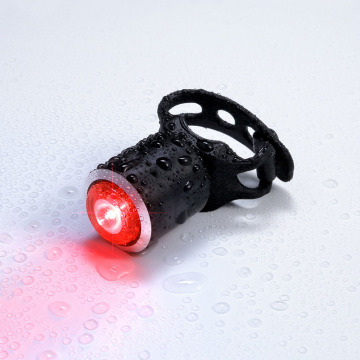 Luce di coda a induzione intelligente - Sensore in bicicletta Luce posteriore intelligente ricaricabile