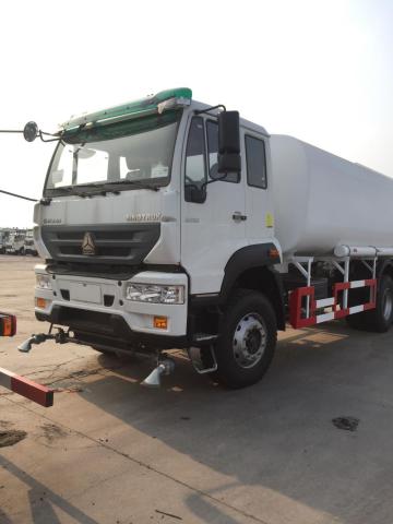 HOWO 8*4 30 cbm water tank truck