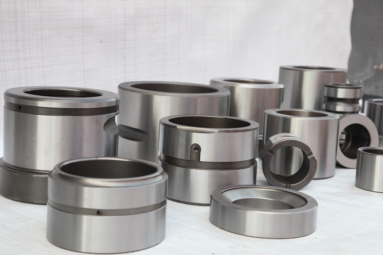 Hongjun Hydraulic Breaker Bushing Персонализирана консултантска връзка