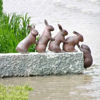 Modern garden decorative little animal sculpture bronze dark