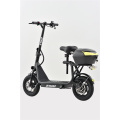 Nakatiklop na matalinong dalawang-gulong electric scooter