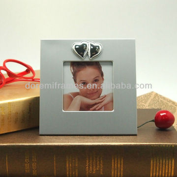 A67133 aluminum embossed 3x3 photo frame