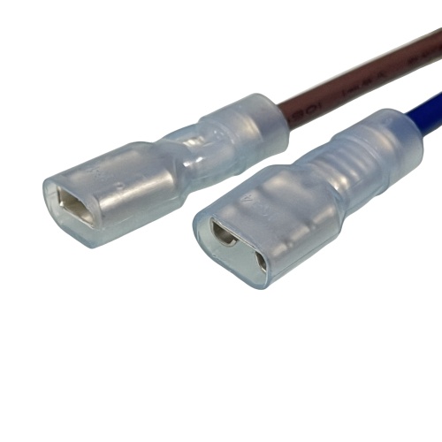 187 端子から 250 端子の医療用ケーブル アセンブリ