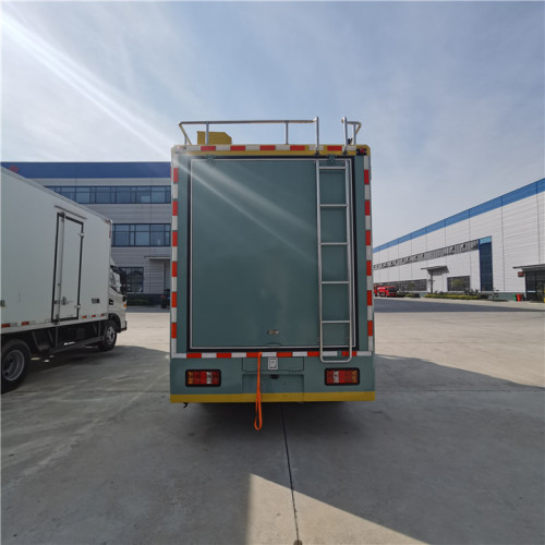 Saic Yuejin Outdoor Prosive Truck