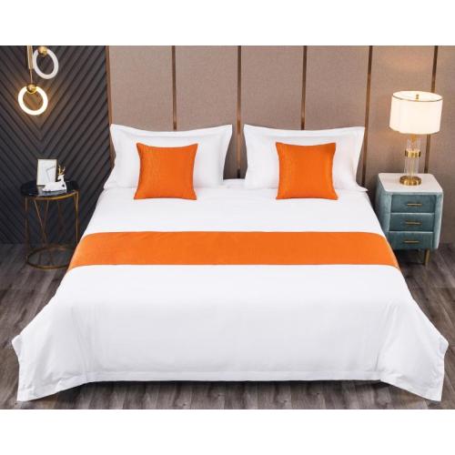 হোটেল লাক্সারি বেড রানার