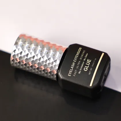 Latex-Free Manjesen Eyelash Glue - Black and White by London Manufacture