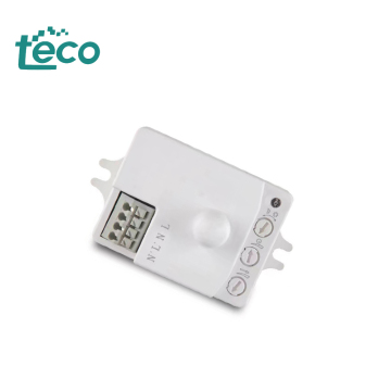 Détecteur radar à haute sensibilité pour la lumière LED: interrupteur de capteur de mouvement micro-ondes monté sur le plafond