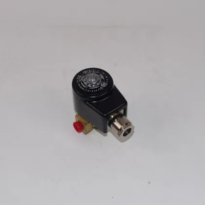 PARKER OIL BURNER VALVE 121K2423