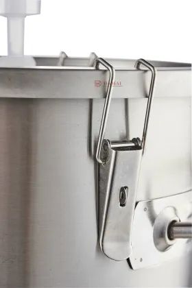 High Quality Micro Brewery Equipment: Tiantai Mall Beer Brewing Equipment - 70L Distillery Fermentation Tanks, China
