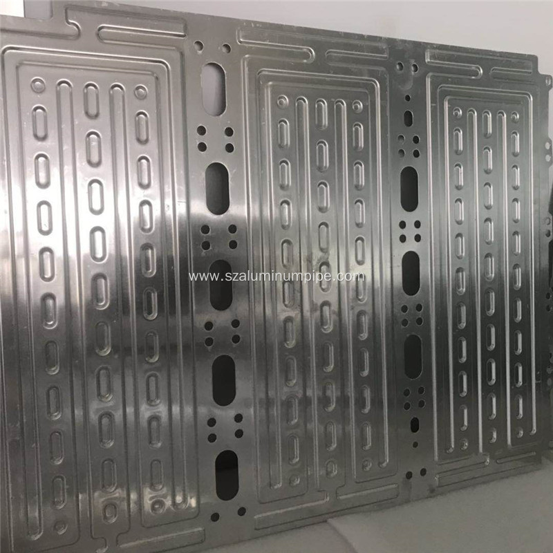 Aluminum battery cold plate for EV