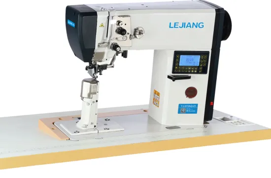 Step cutting and sewing integrated computer roller