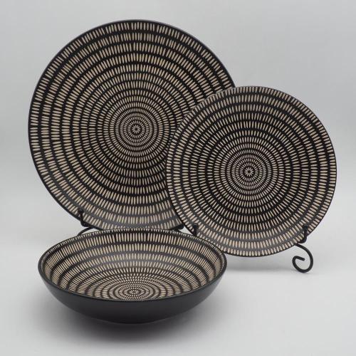 Imprimindo conjuntos de utensílios de grés pretos e dourados, conjunto de jantar de cozinha de mesa de cerâmica