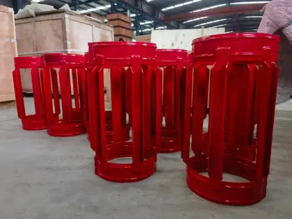 Oil drilling bow spring centralizer
