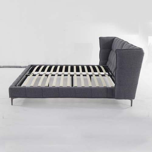 Cama de acero inoxidable tapizada en tela elegante