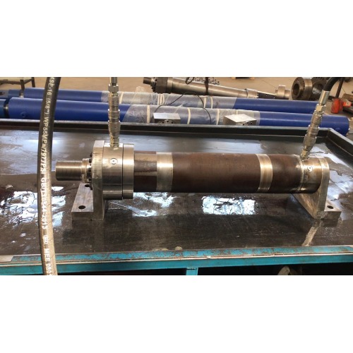 Custom booster hydraulic cylinder