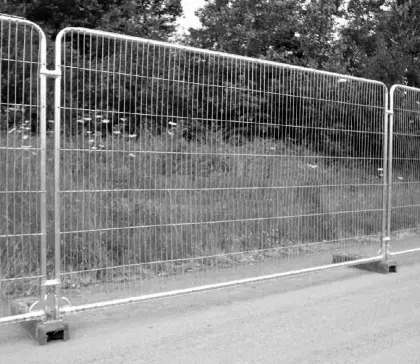 Hot dipped galvanized heras fence for building site