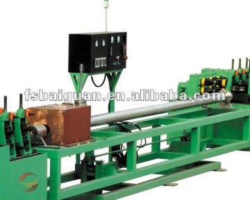 Online bright solid melting and annealing equipment for round steel pipe