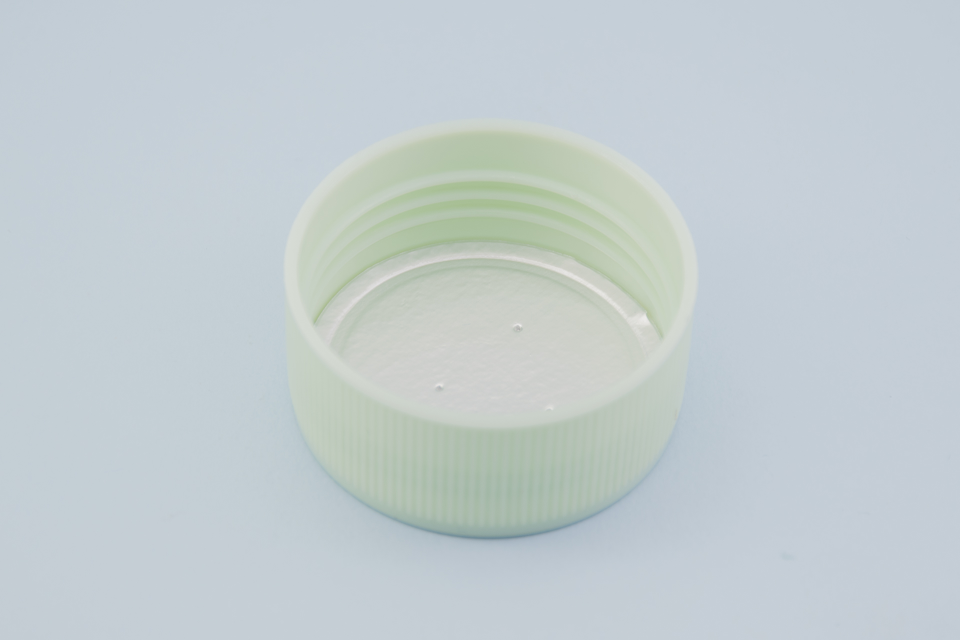 43/410 Mint Green Ribbed Screw Cap