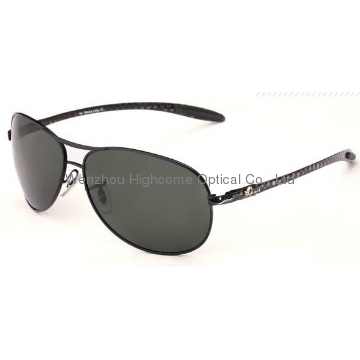 Carbon fibre sunglasses with polarized lens