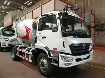 XCMG G04K 4m³ Concrete Mixer for Foundation Engineering