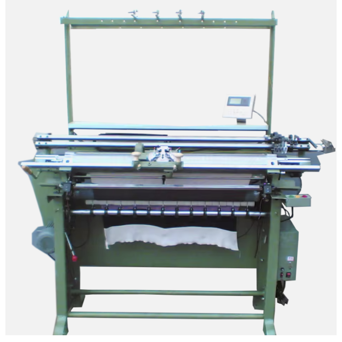 Yarı otomatik düz örgü makinesi