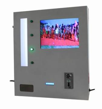 4-Selections Small Items Vendor W/15" LCD Screen (TR414V)