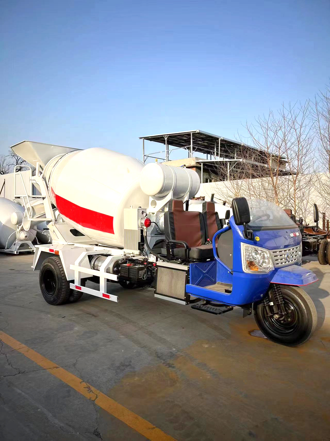 Motorcycle Mixer Volumetric Concrete Mixer Truck - Dino New Condition With Engine Core ...