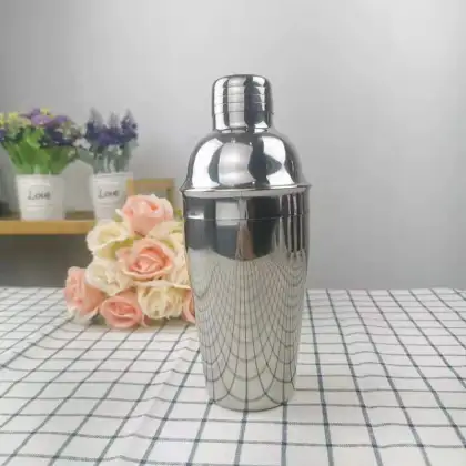 Custom Color 550ml Stainless Steel Cocktail Shakers with Shiny Finish - Professional Barware Accessories
