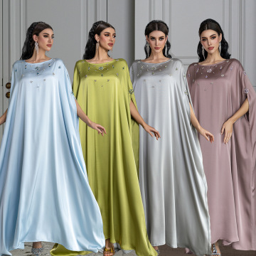 ساتن Batwing Abaya با دکور کریستال