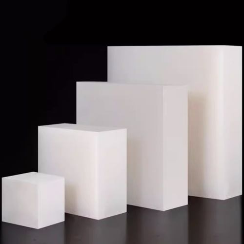 Pièces usinées en blocs de silicone