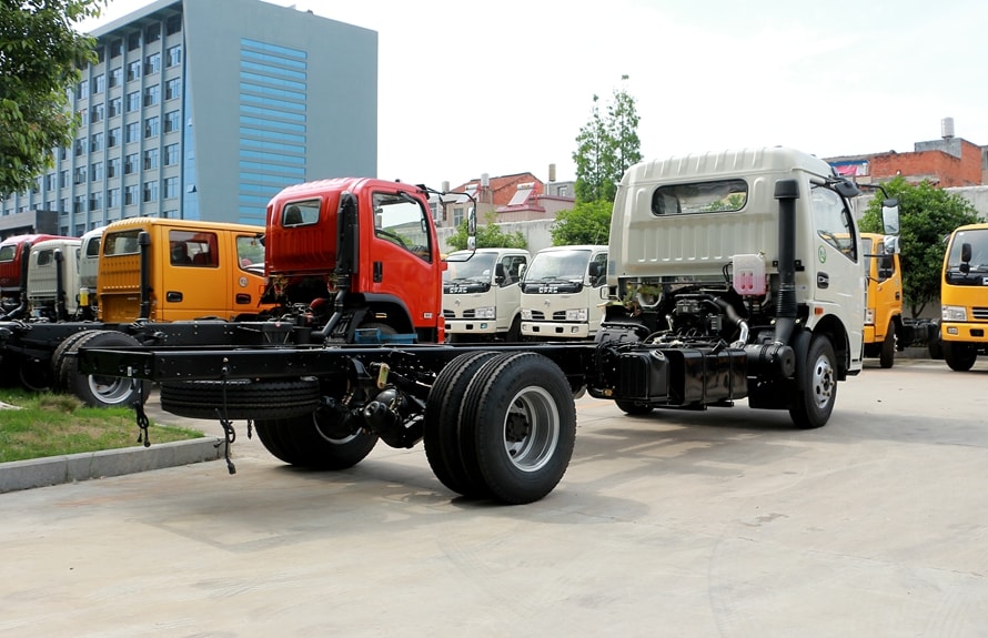 pesticide spraying truck chassis 4