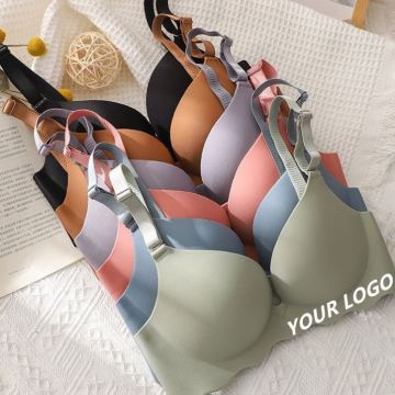 Kleine Größe drahtloser weicher Bralette - benutzerdefinierte Mädchen 32