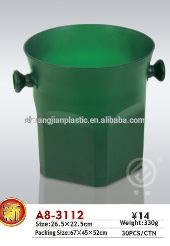 Plastic wine barrel with double wall handles